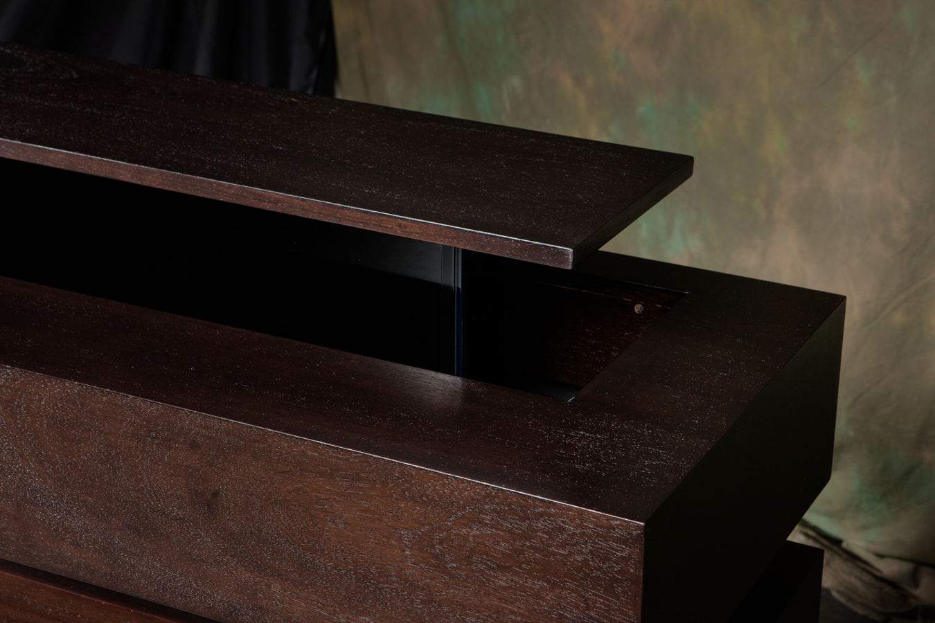 Here is a close up of the Le Bloc. You can see the open pour espresso finish on the mahogany wood